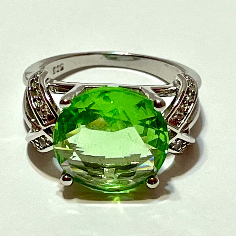 Sterling Silver Green Amethyst Cocktail Ring - Size 5.75